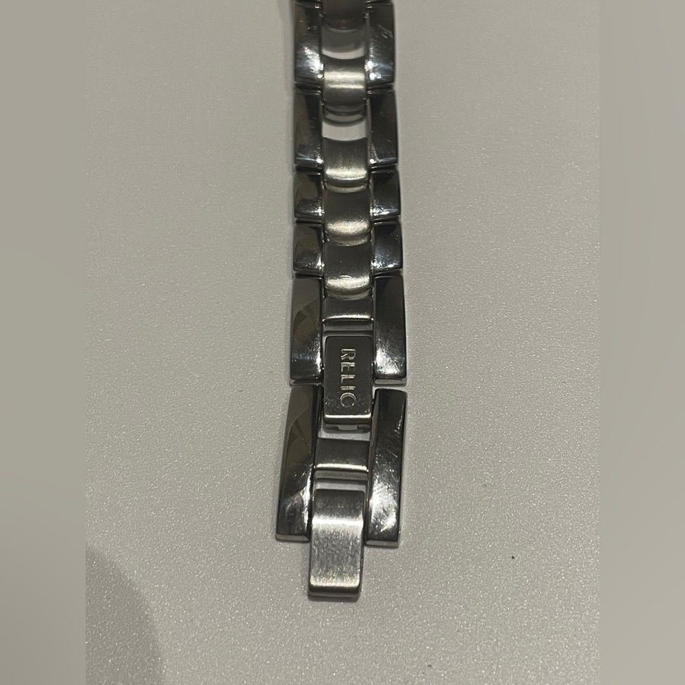 Relic Wet Watch - Picture 9 of 16
